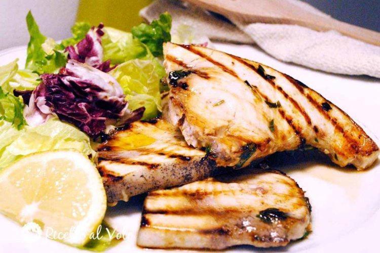 Half Moon Airport Restaurant Bed & Breakfast 3*