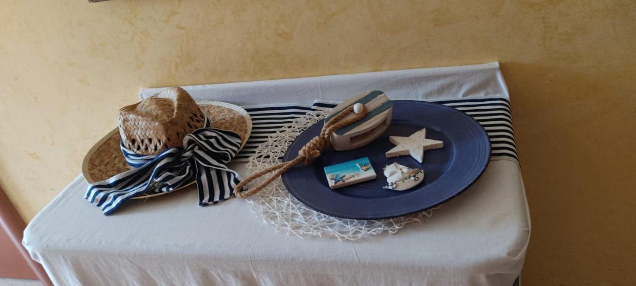 Couette-café Half Moon Airport Restaurant 3*